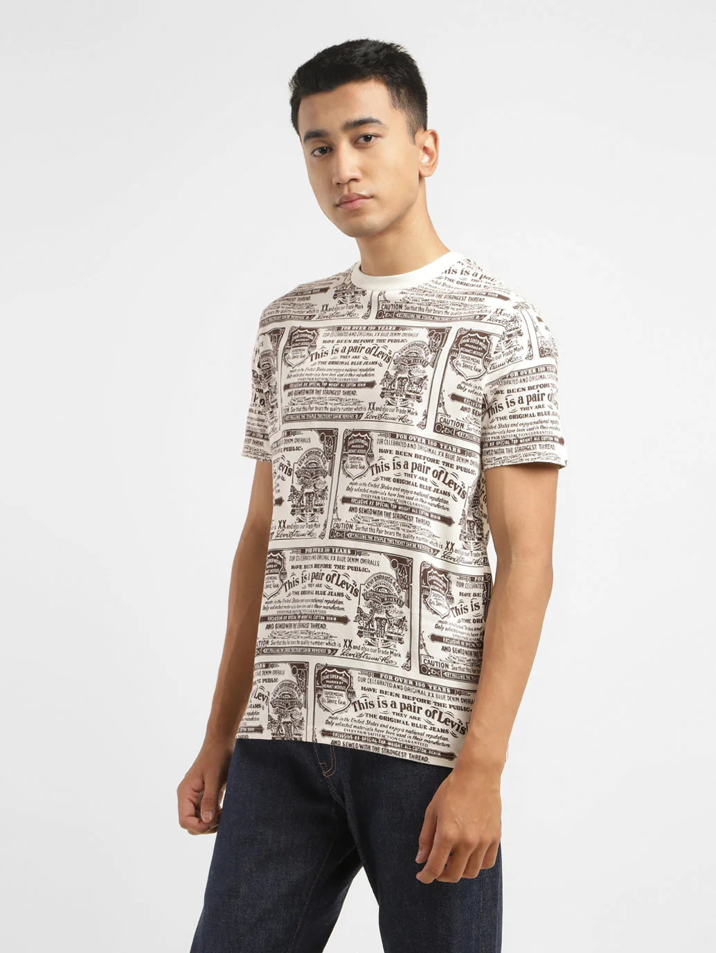 Men's Graphic Print Crew Neck T-shirt - Image 4