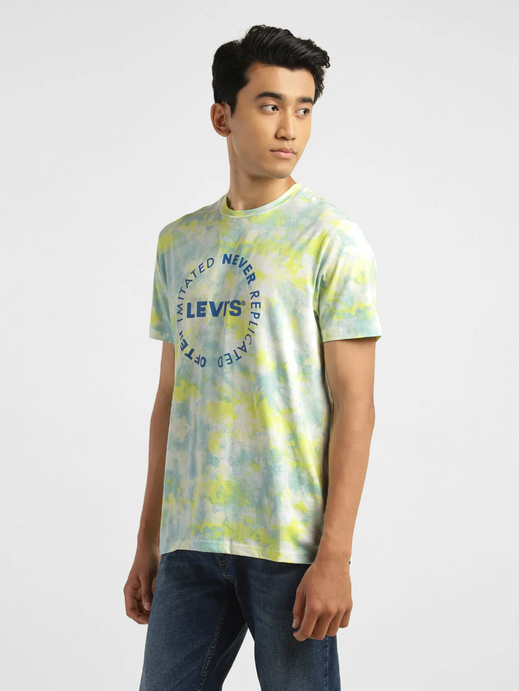Men's Graphic Print Round Neck T-shirt - Image 4