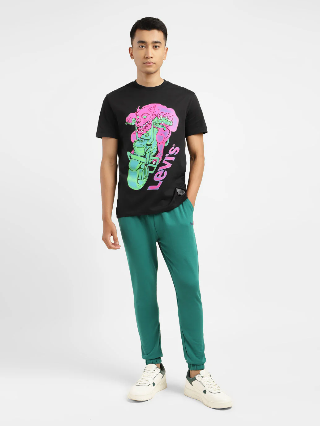 Men's Graphic Print Slim Fit T-shirt - Image 5