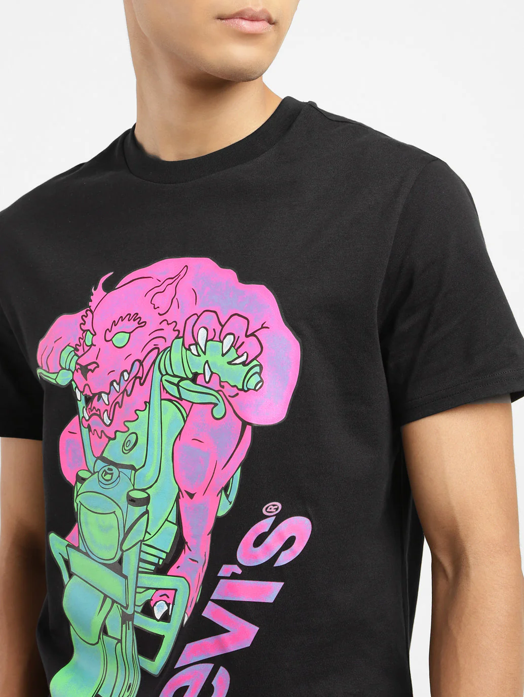 Men's Graphic Print Slim Fit T-shirt - Image 6