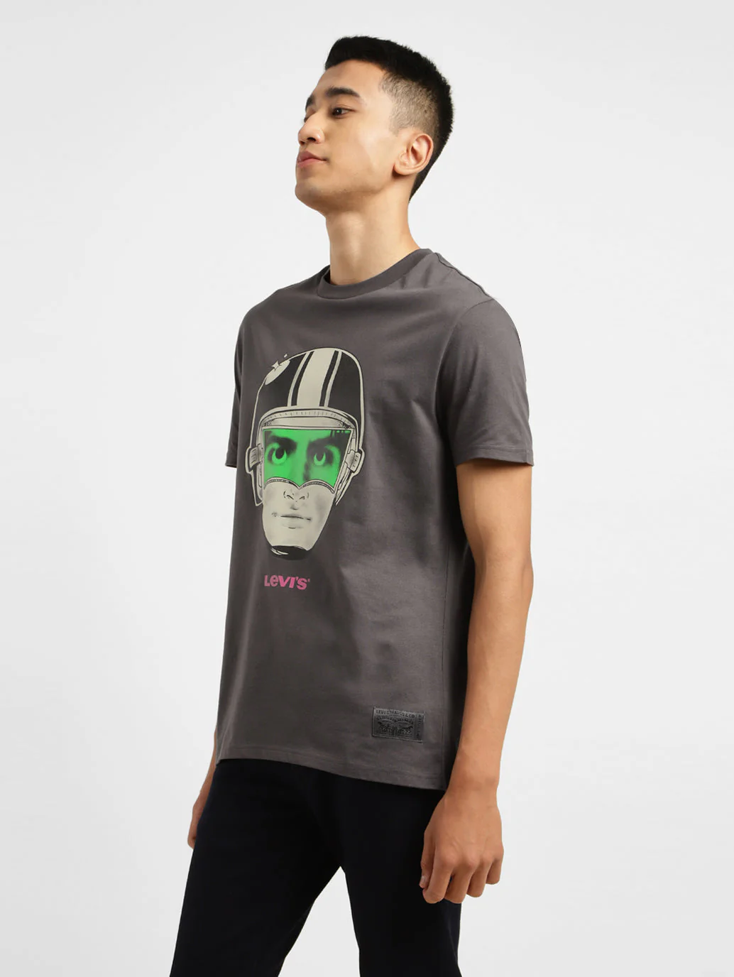 Men's Graphic Print Slim Fit T-shirt - Image 4