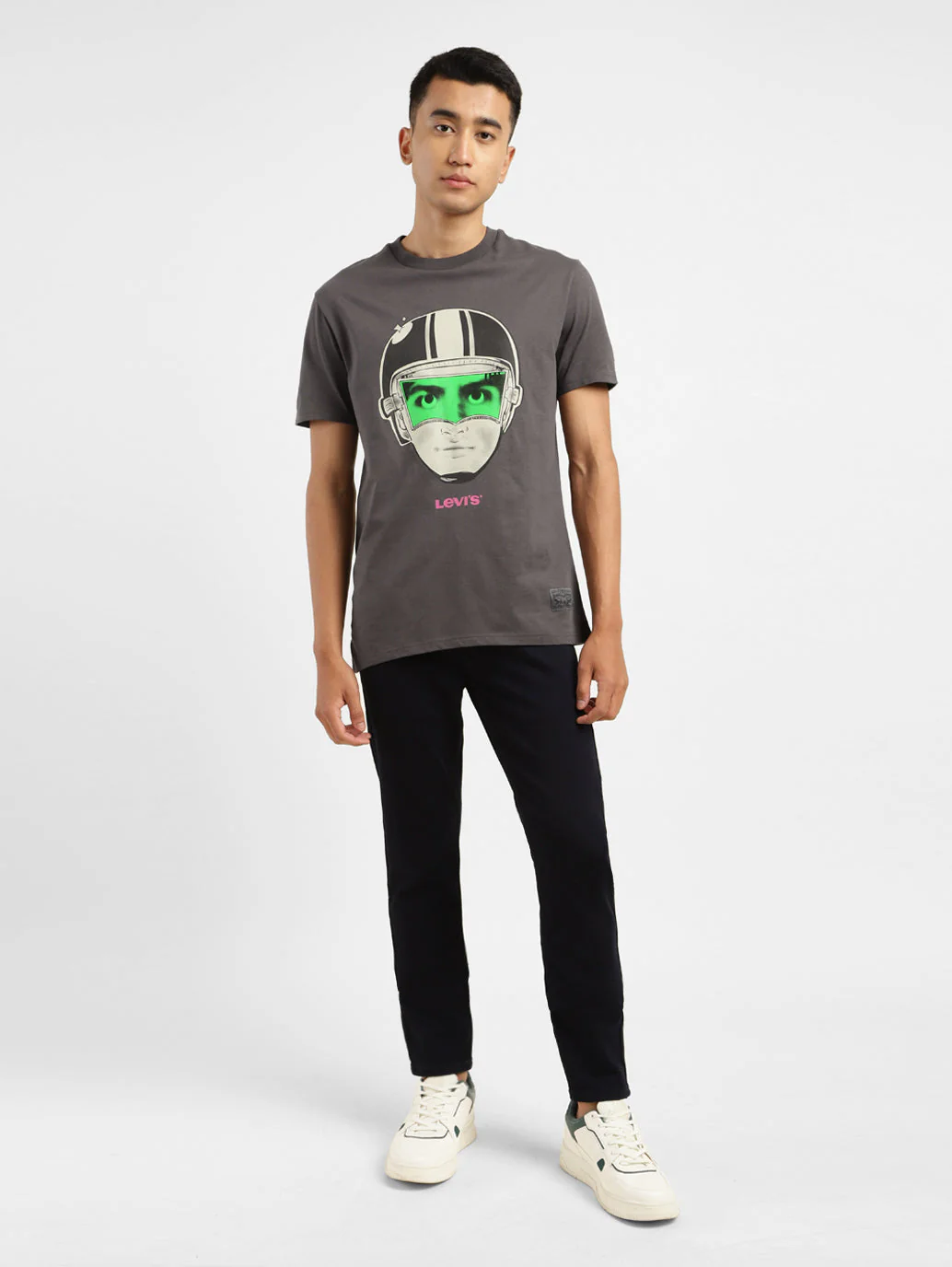 Men's Graphic Print Slim Fit T-shirt - Image 5