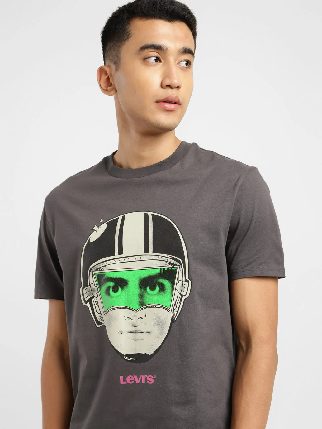 Men's Graphic Print Slim Fit T-shirt - Image 6