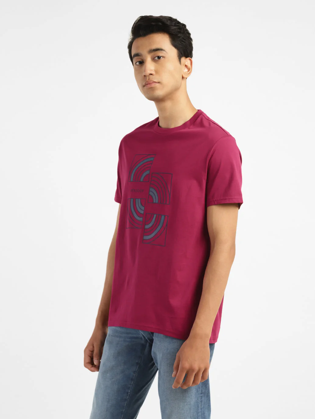 Men's Graphic Print Round Neck T-shirt - Image 4