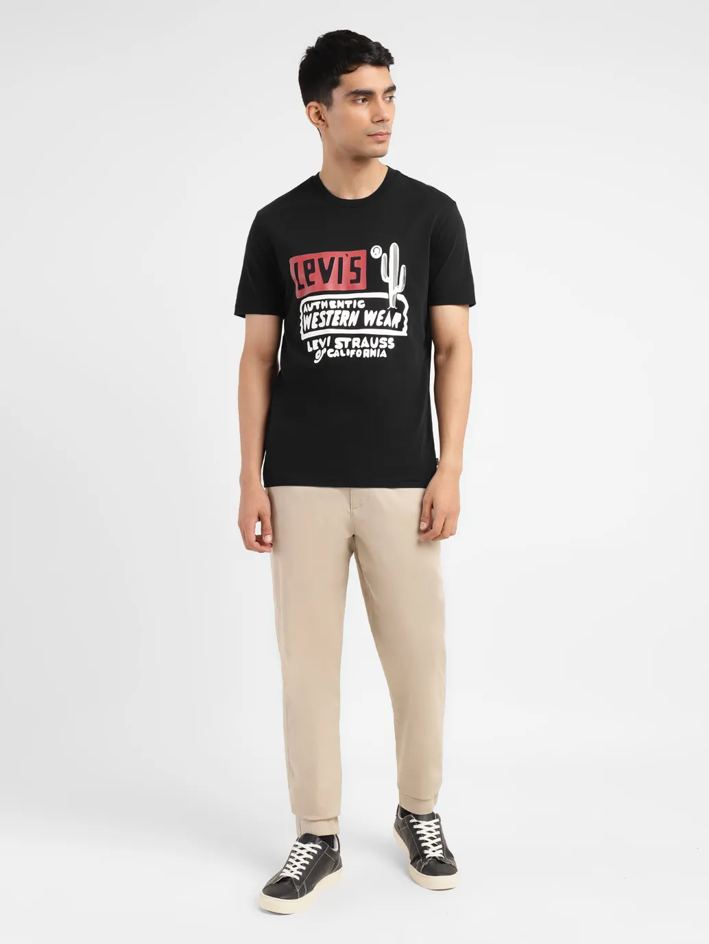 Men's Graphic Print Slim Fit T-shirt - Image 6