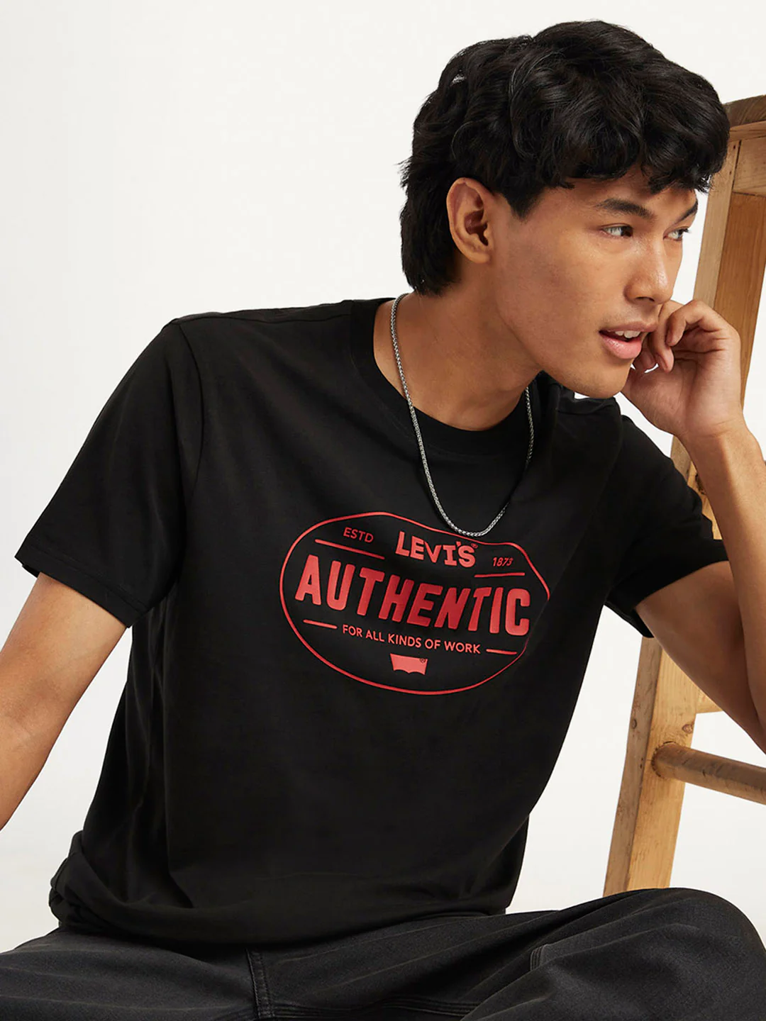 Men's Graphic Print Slim Fit T-shirt - Image 5