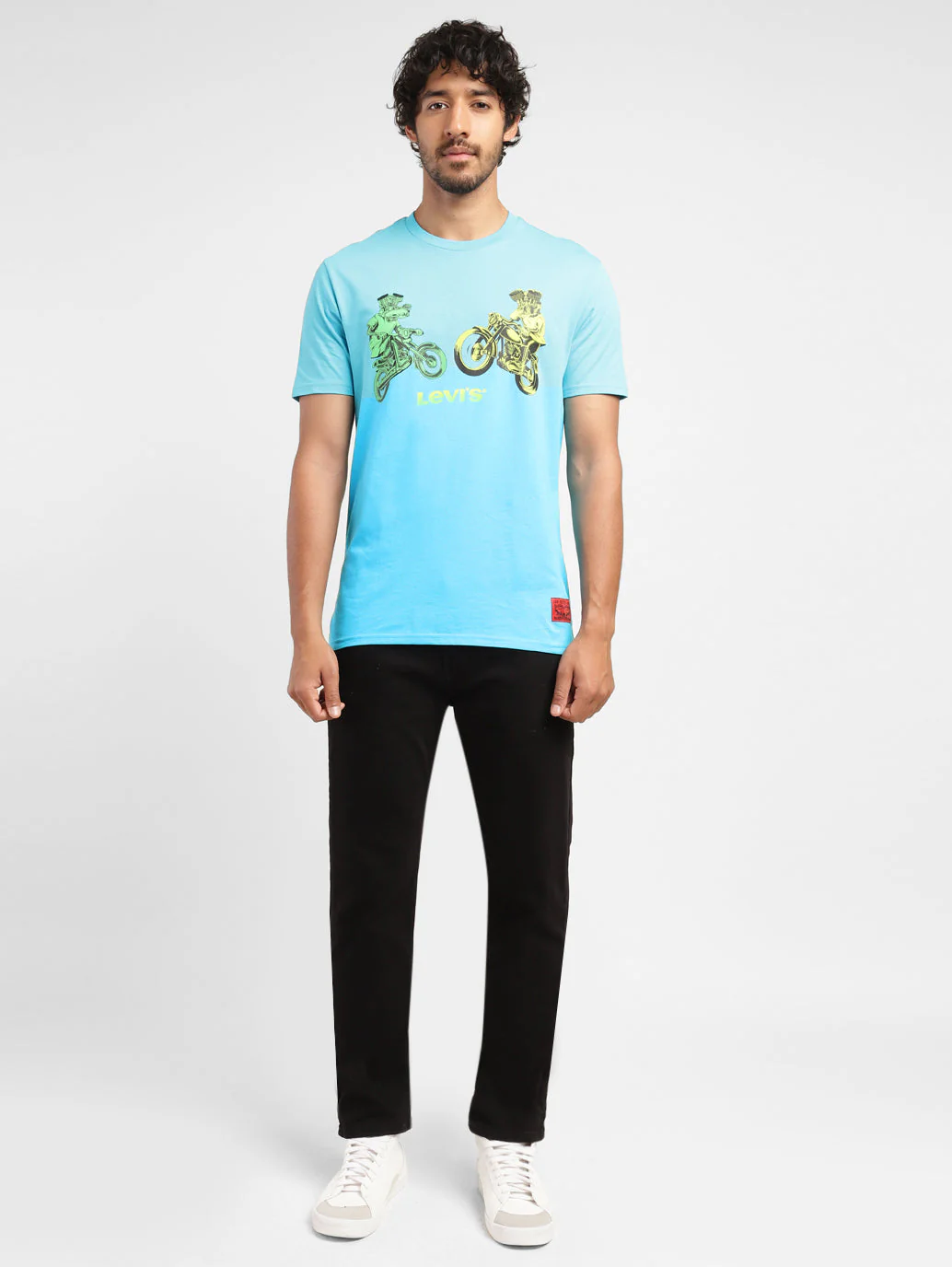 Men's Graphic Print Slim Fit T-shirt - Image 5