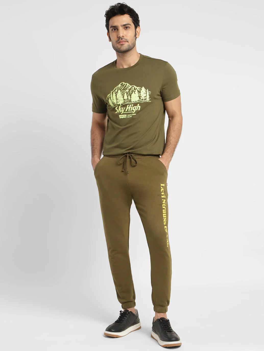 Men's Graphic Print Slim Fit T-shirt Olive - Image 2