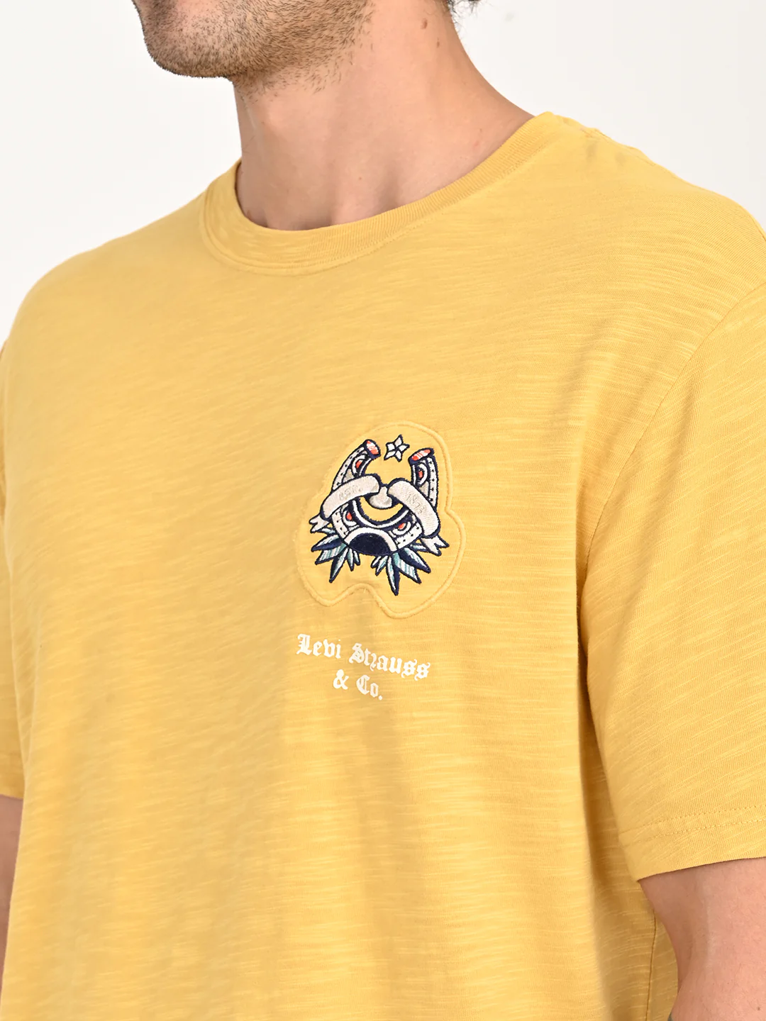 Men's Graphic Print Yellow Crew Neck T-shirt - Image 2