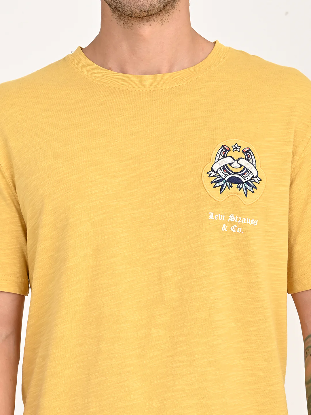 Men's Graphic Print Yellow Crew Neck T-shirt - Image 3