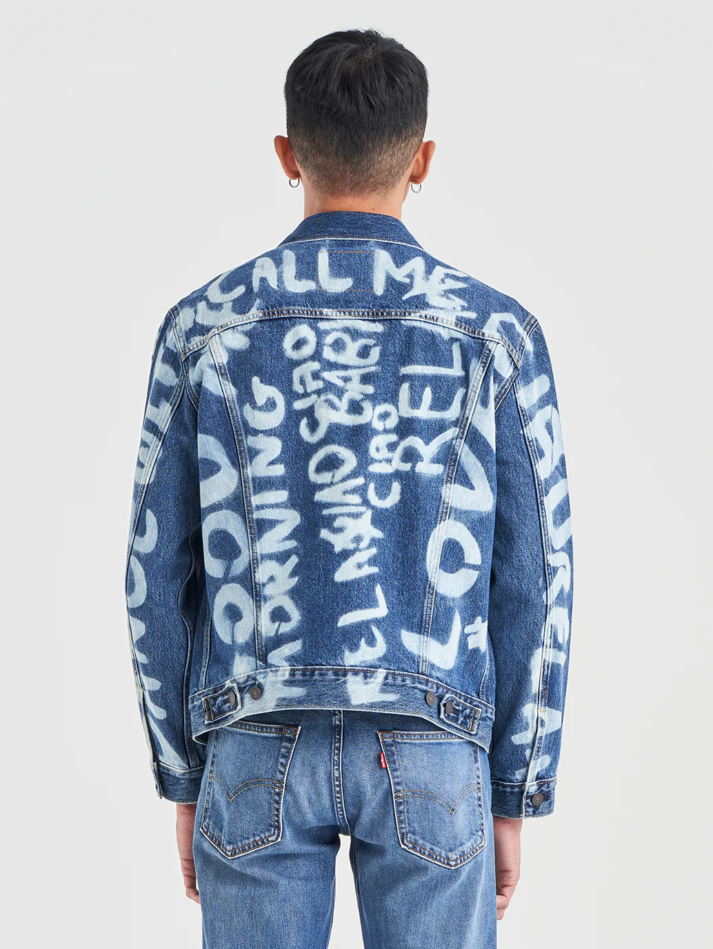 Men's Graphic Print Spread Collar Denim Jacket - Image 2