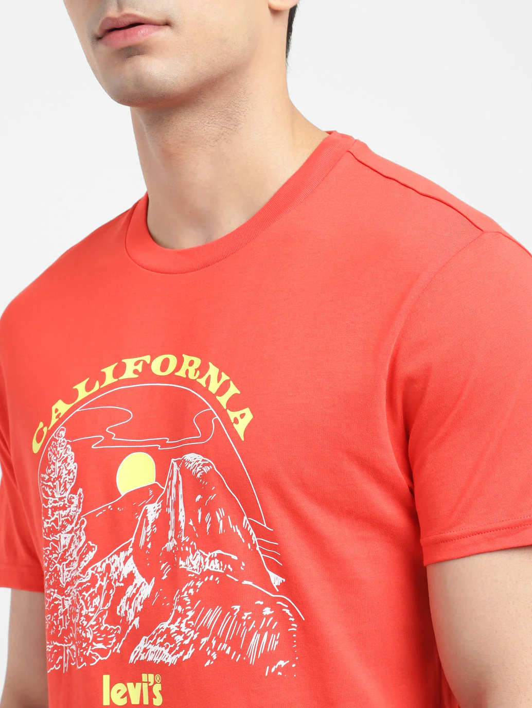 Men's Graphic Print Slim Fit T-shirt - Image 5