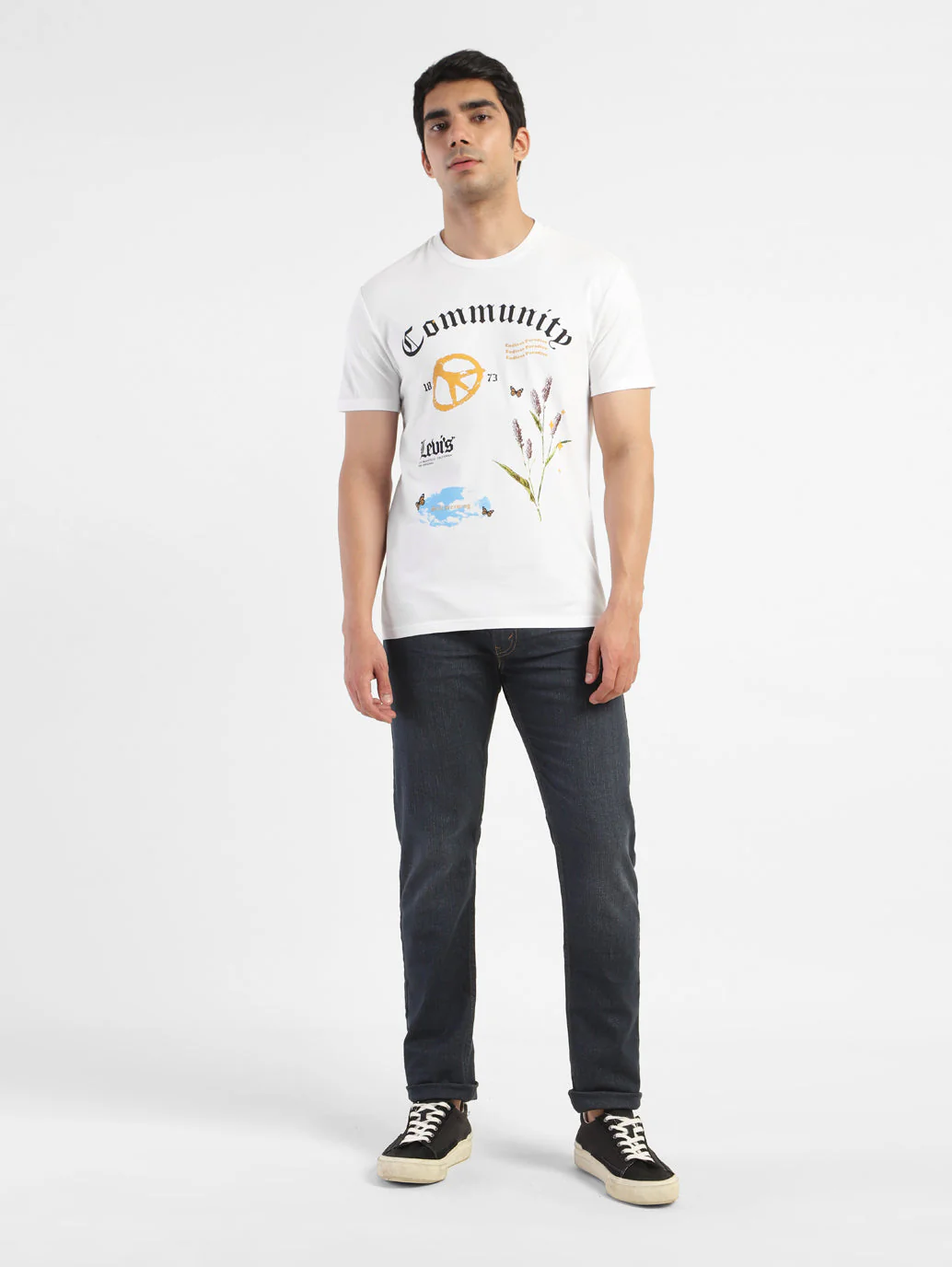 Men's Graphic Print Crew Neck T-shirt - Image 5