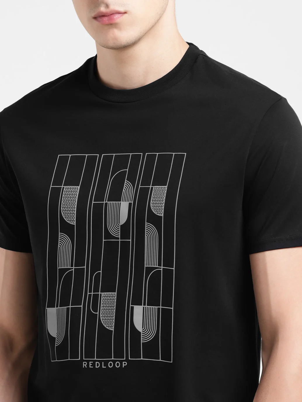 Men's Graphic Round Neck T-shirt - Image 5