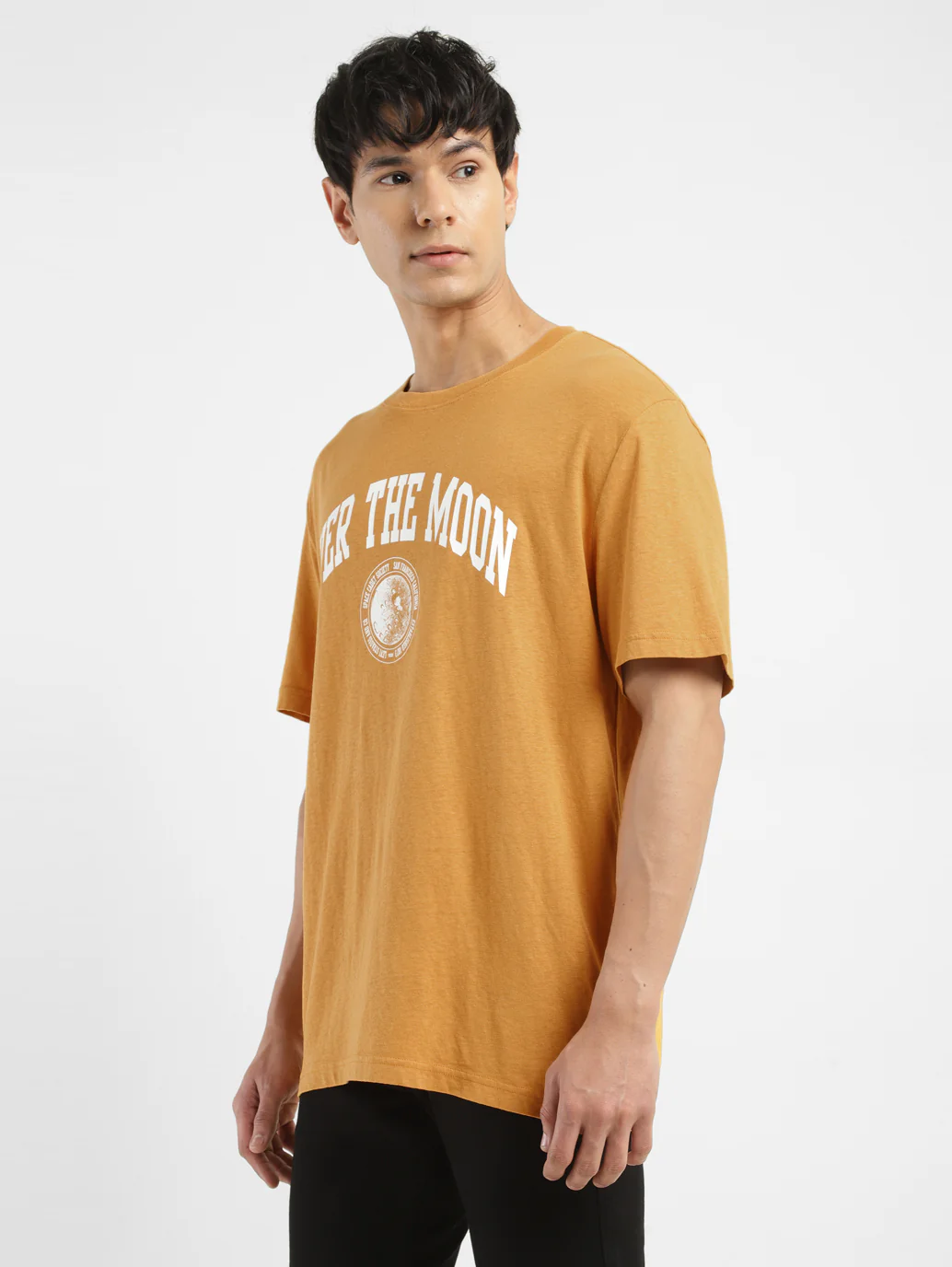 Men's Graphic Round Neck T-shirt - Image 4