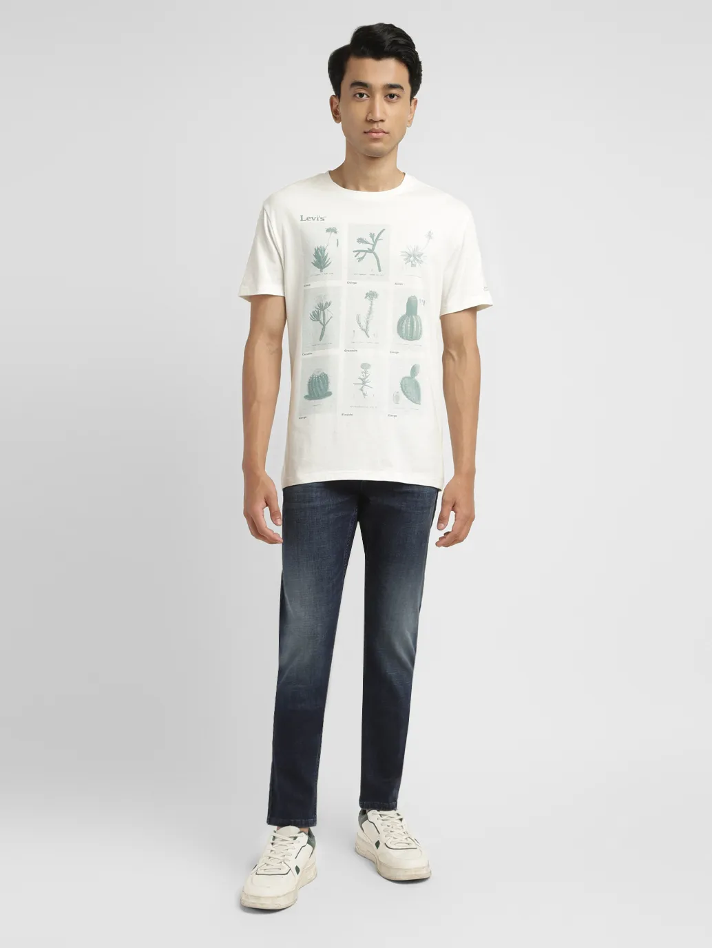 Men's Graphic Slim Fit T-shirt - Image 6