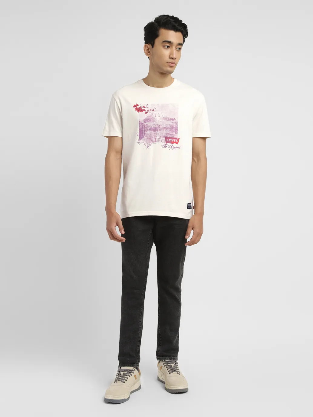 Men's Graphic Slim Fit T-shirt - Image 6