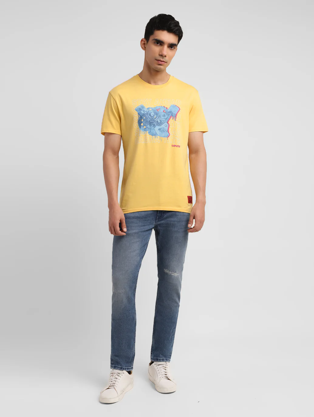 Men's Graphic Slim Fit T-shirt - Image 6