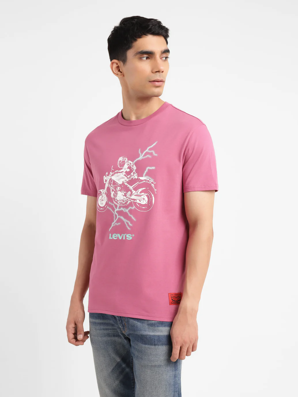 Men's Graphic Slim Fit T-shirt - Image 4