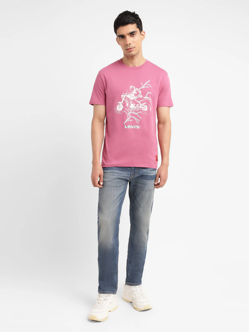 Men's Graphic Slim Fit T-shirt - Image 6
