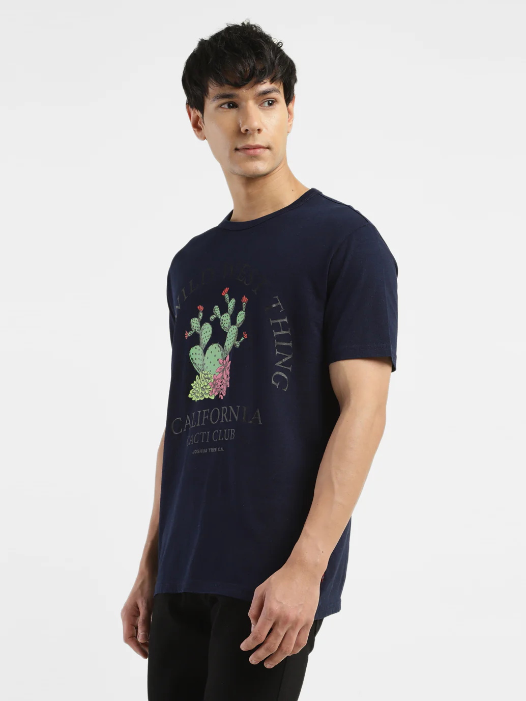 Men's Graphic Slim Fit T-shirt - Image 4