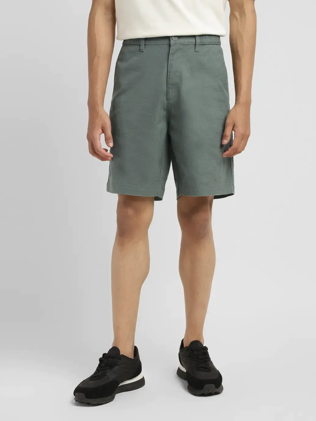 Men's Green Regular Fit Shorts - Image 2