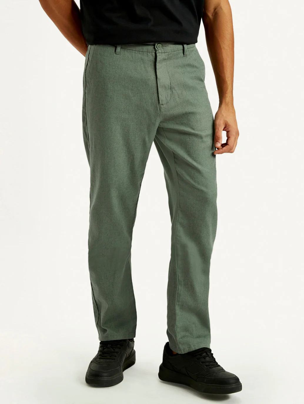 Men's Green Straight Fit Mid Rise Linen Chinos - Image 2