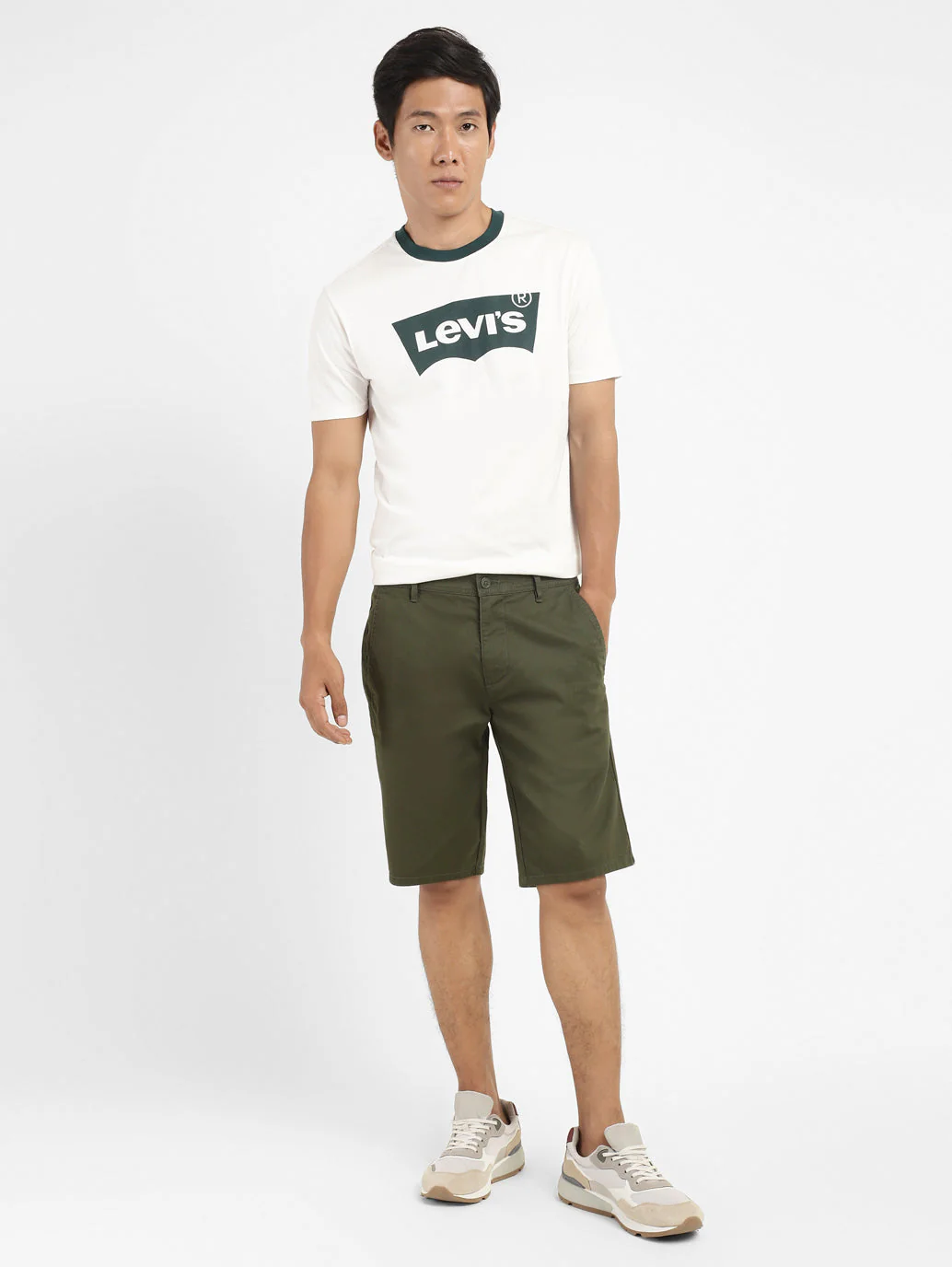 Men's Green Tapered Fit Shorts - Image 10