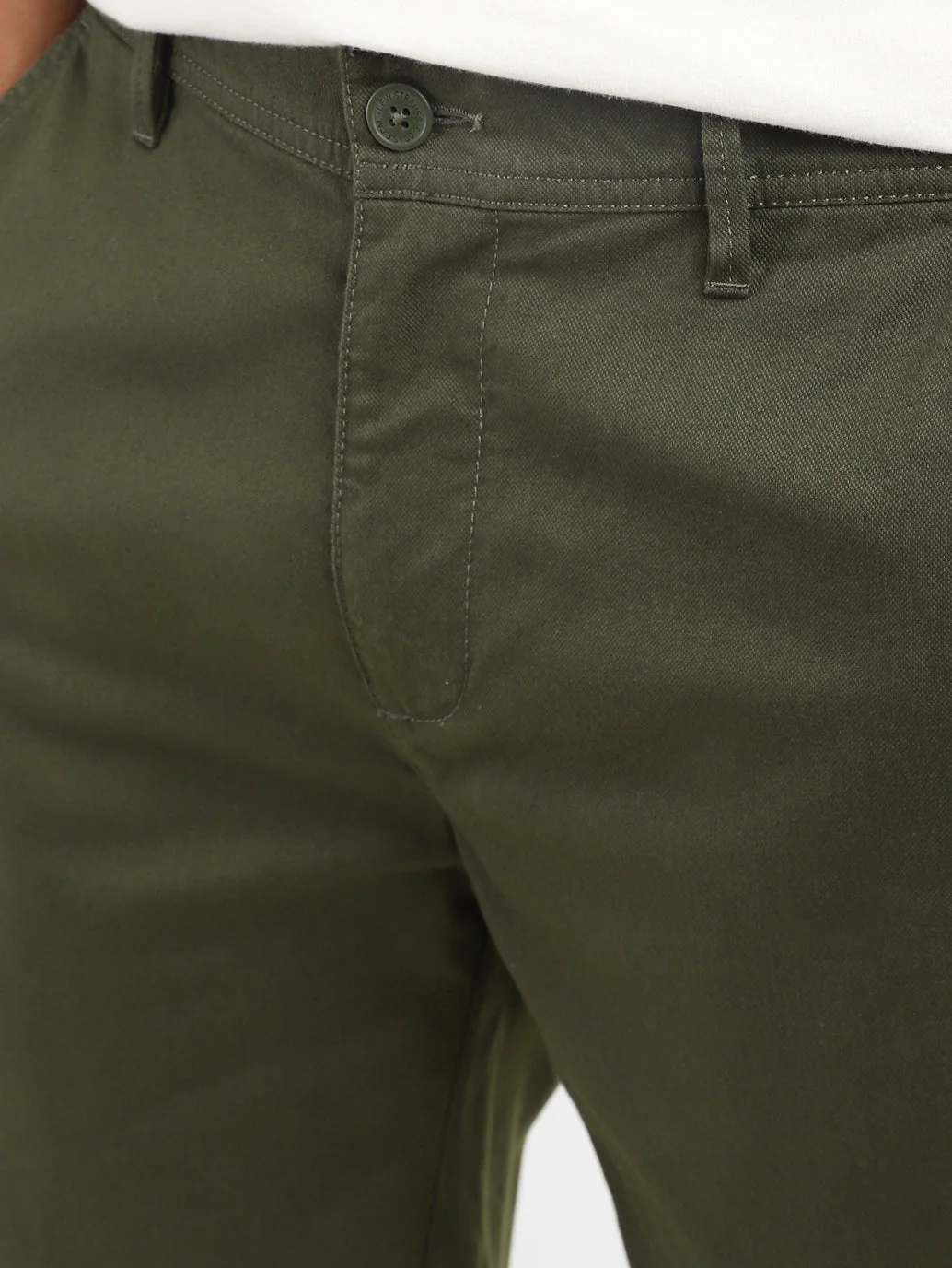 Men's Green Tapered Fit Shorts - Image 11