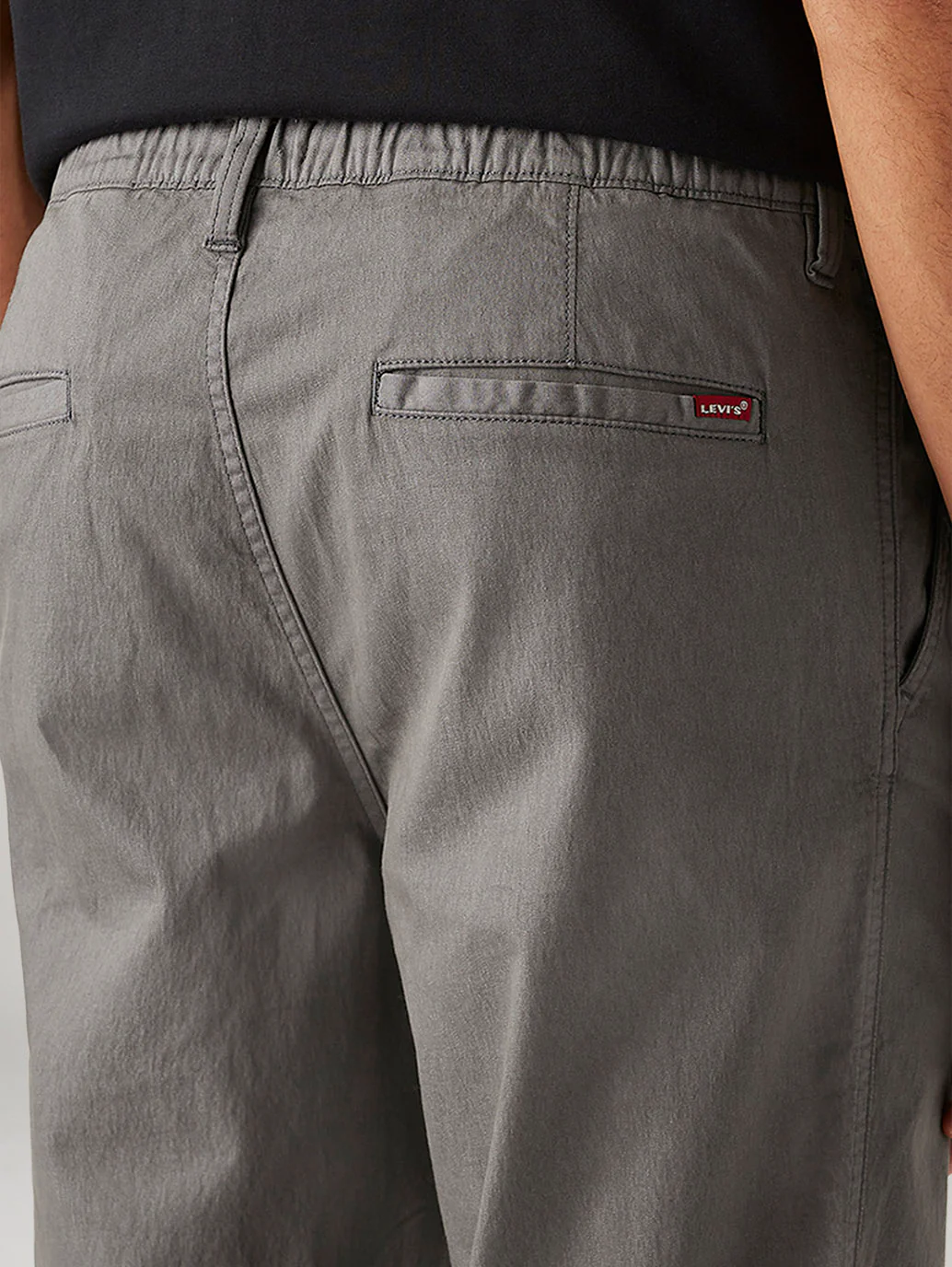 Men's Grey Relaxed Fit Mid Rise Tech Pant - Image 4