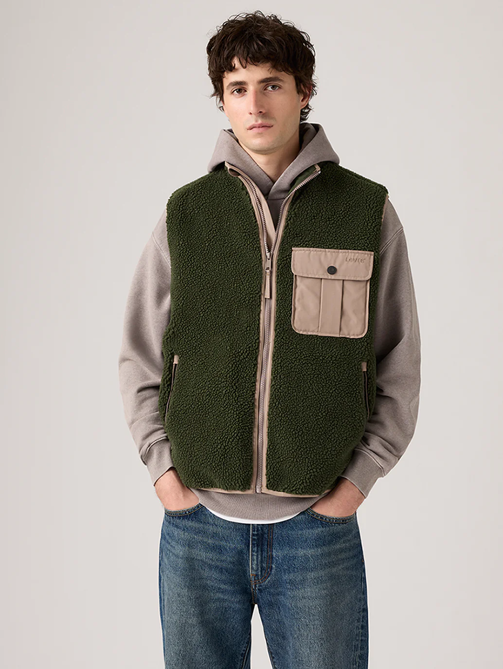 Men's Joonie Sherpa Vest - Image 3
