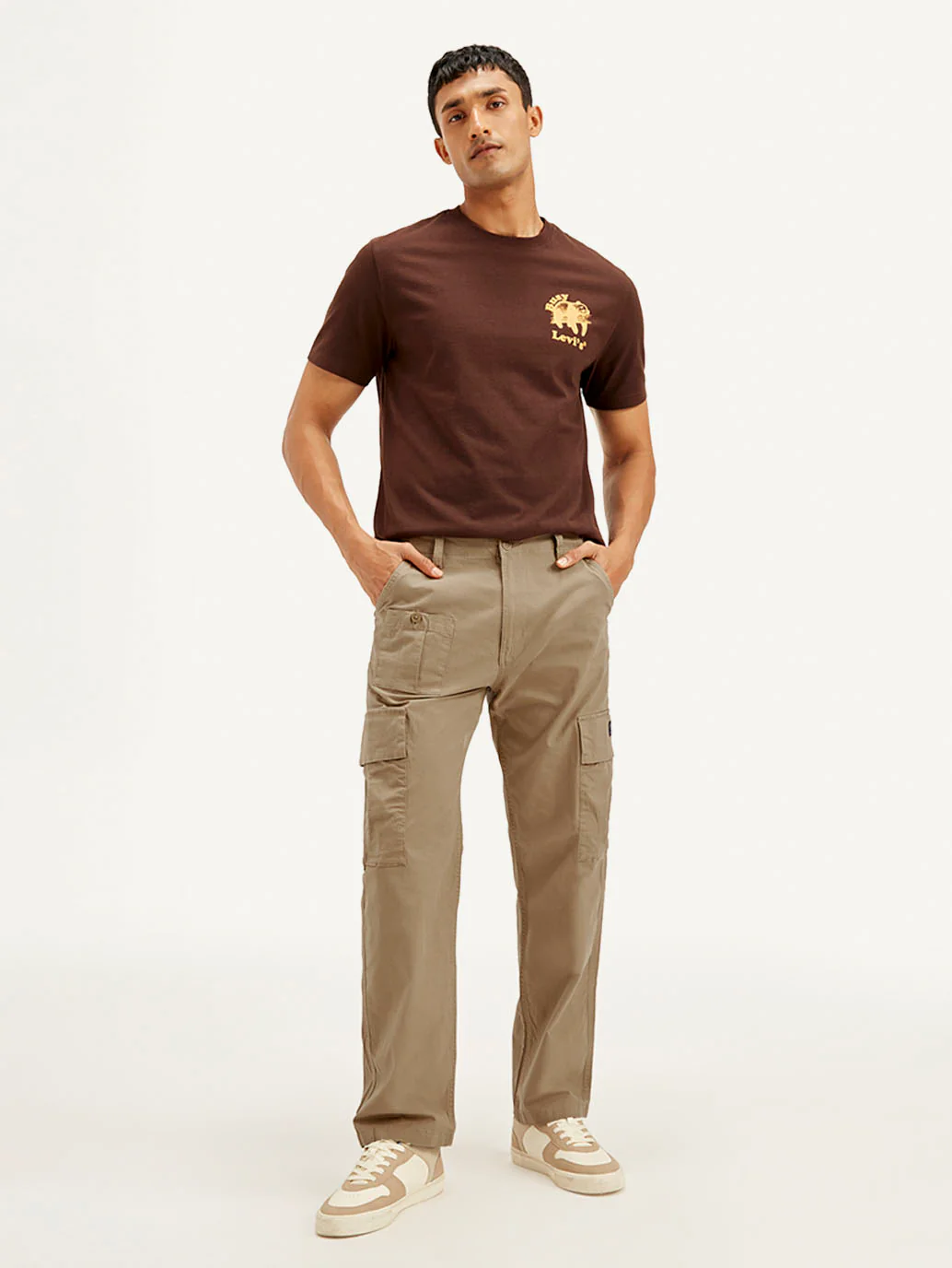 Men's Brown Loose Fit Cargo Trousers - Image 2