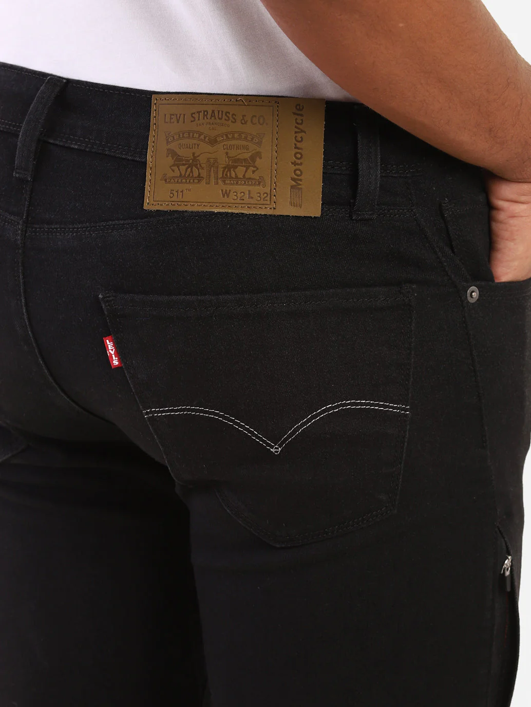 Men's 511 Black Slim Fit Mid Rise Jeans - Image 8
