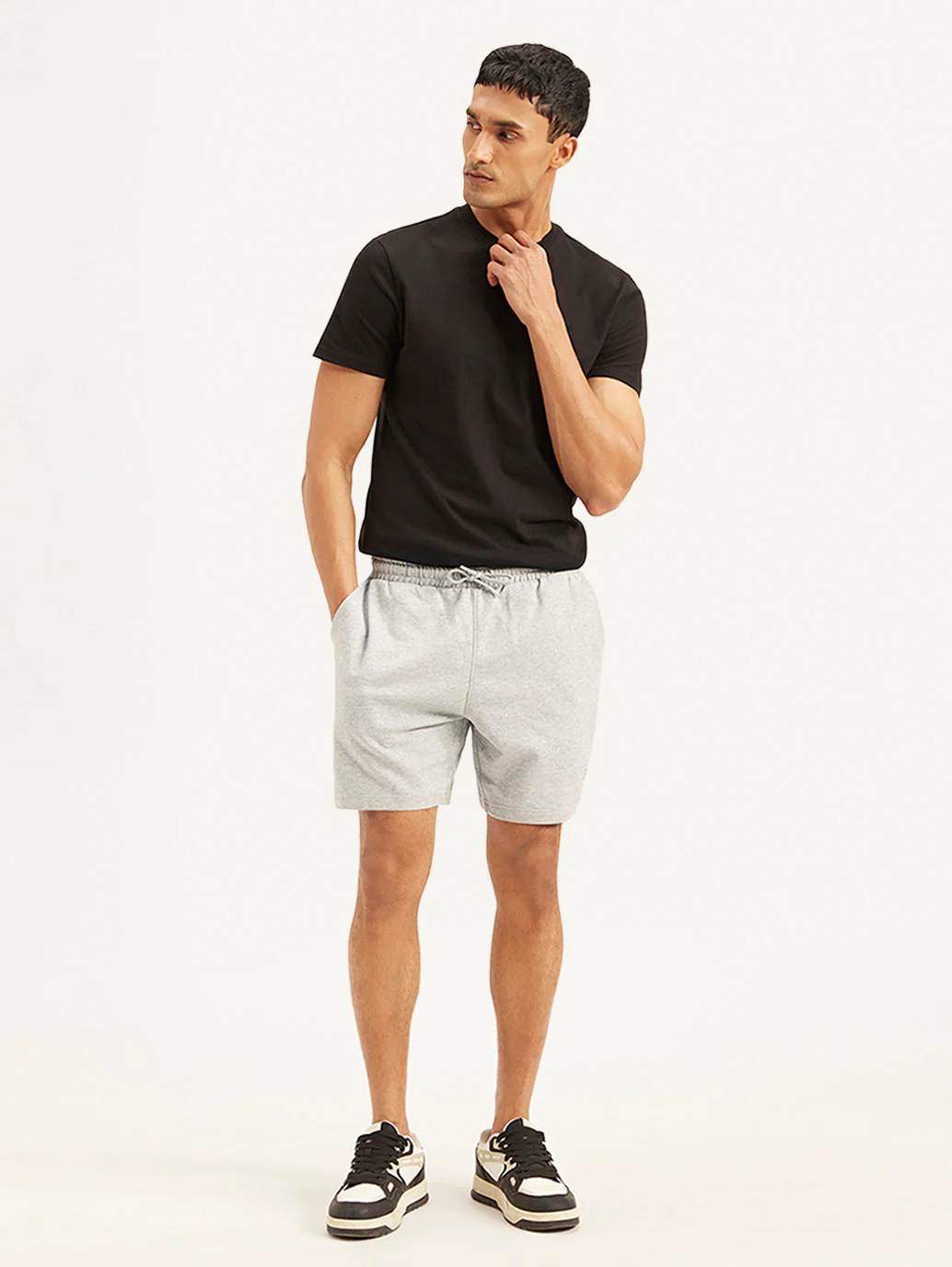 Men's Light Grey Regular Fit Shorts - Image 2