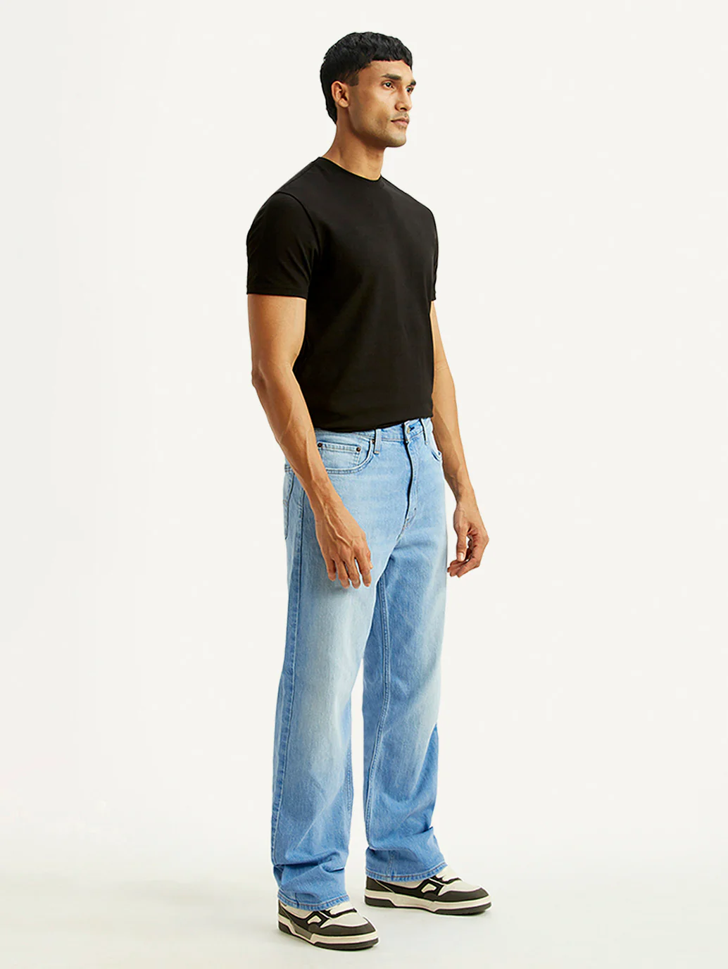 Men's 568 Light Blue Loose Fit Mid Rise Jeans - Image 6