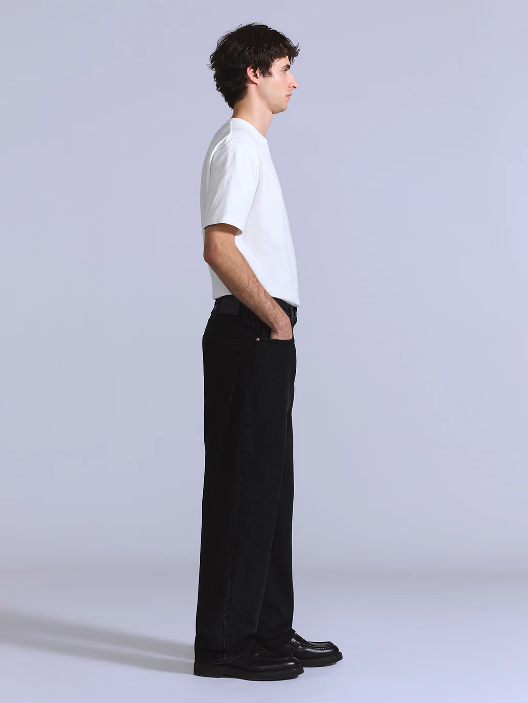 Men's Black Loose Fit Mid Rise Jeans - Image 2