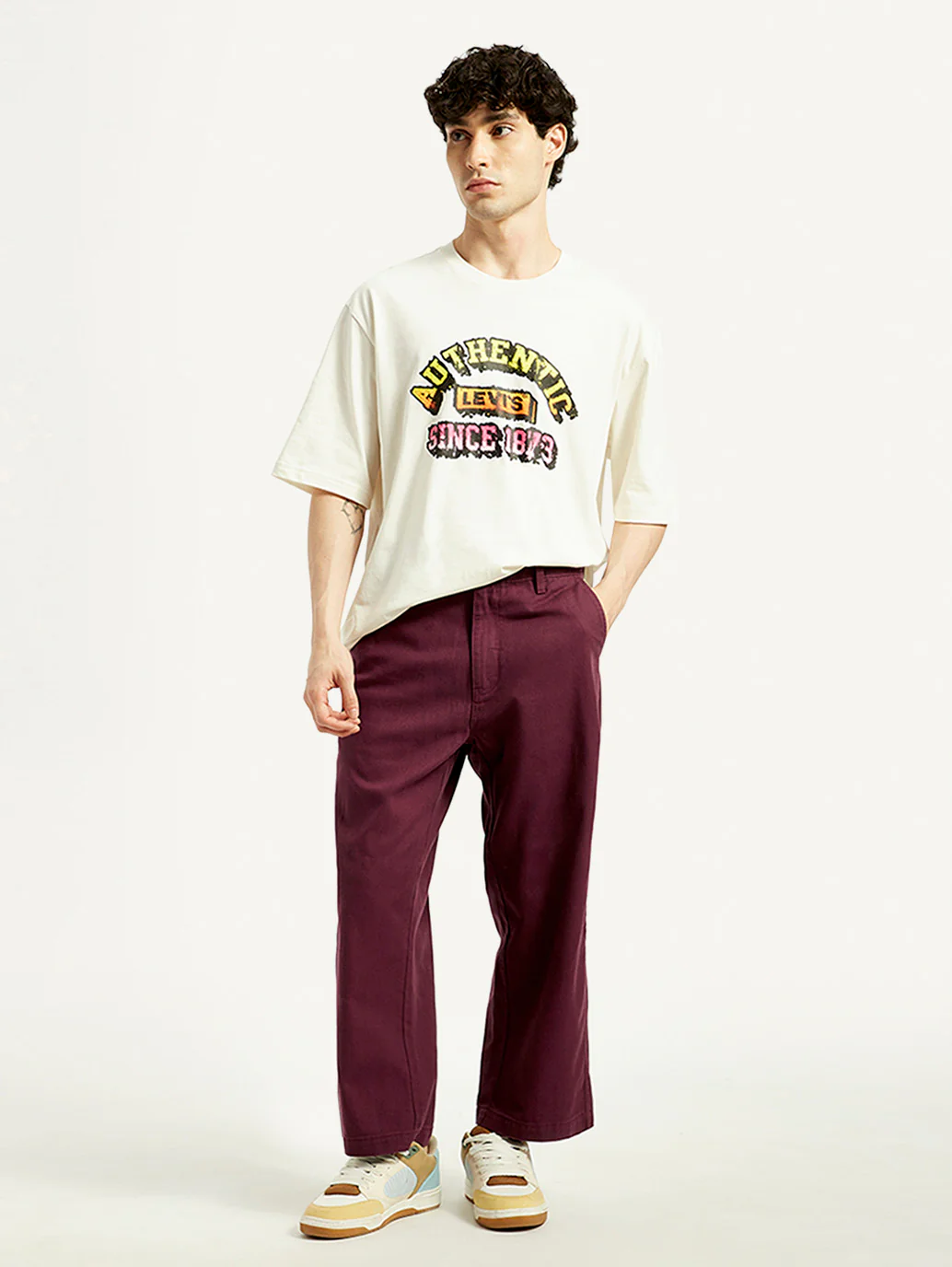 Men's Maroon Loose Fit Mid Rise Chinos