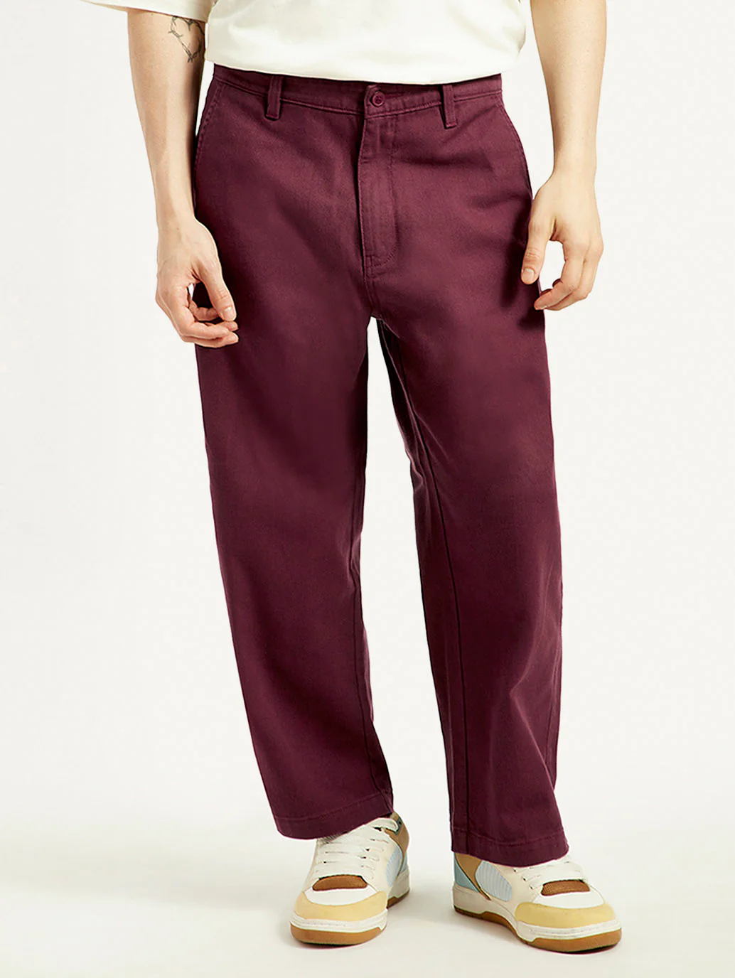 Men's Maroon Loose Fit Mid Rise Chinos - Image 3