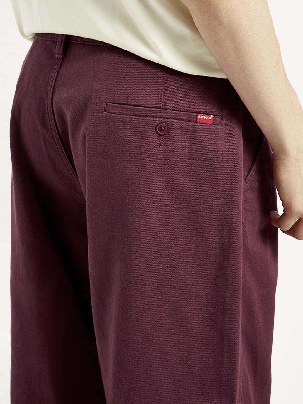 Men's Maroon Loose Fit Mid Rise Chinos - Image 5