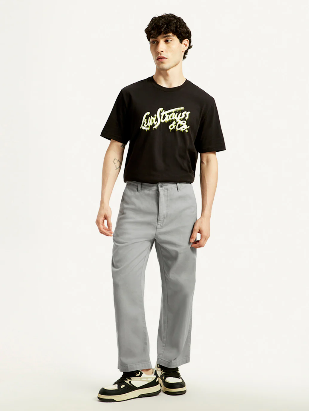 Men's Grey Loose Fit Mid Rise Chinos - Image 2