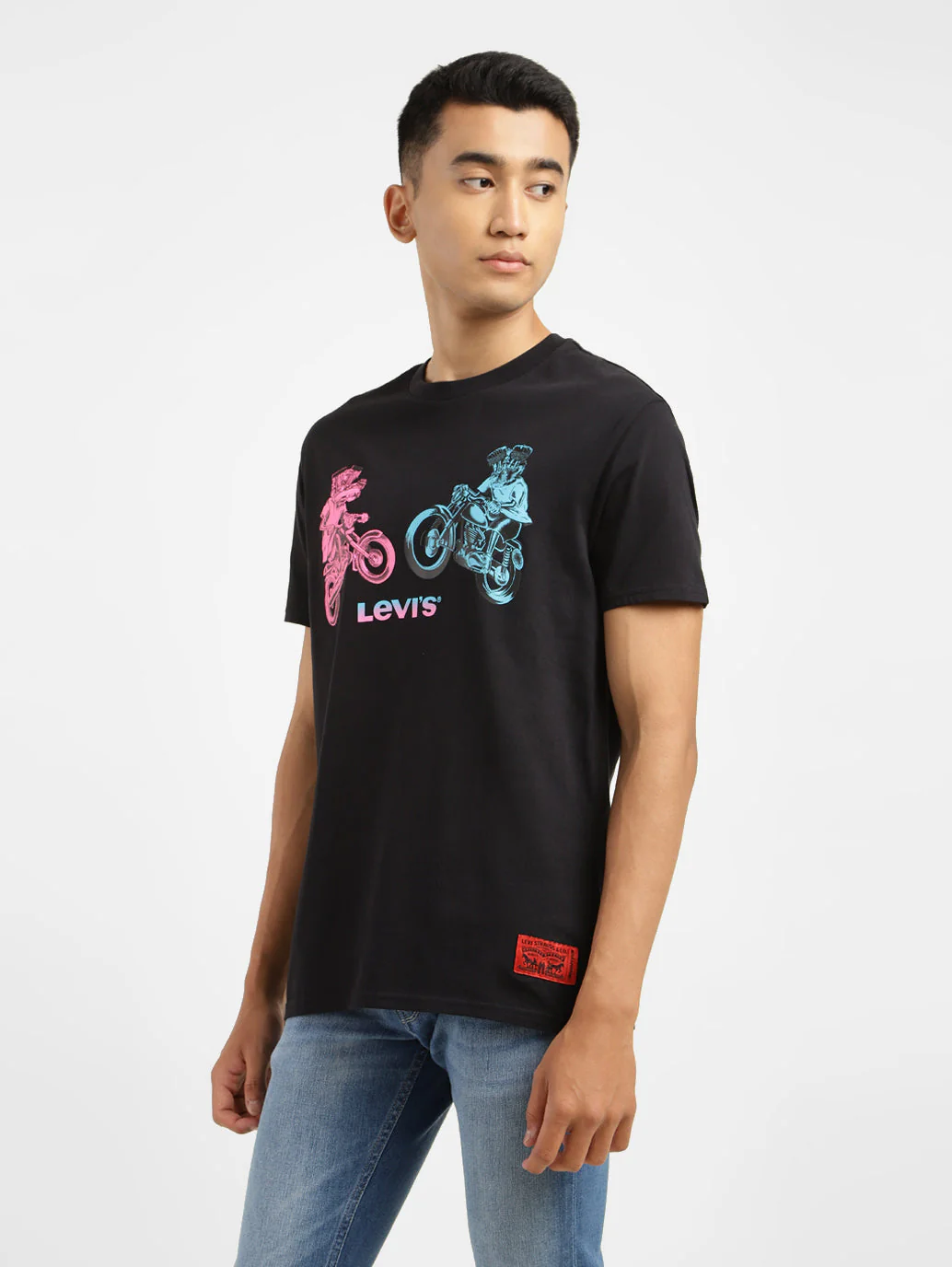 Men's Graphic Print Slim Fit T-shirt - Image 4