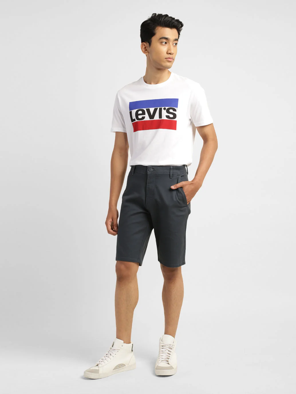 Men's Grey Tapered Fit Shorts - Image 2