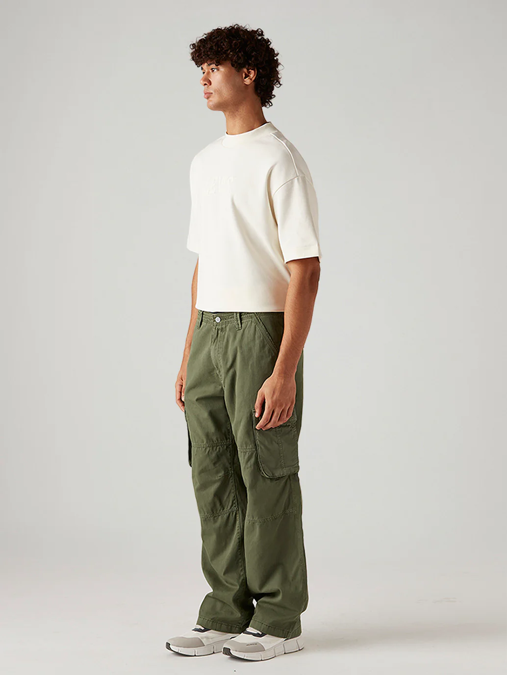 Men's Olive Baggy Fit Mid Rise Cargo Trousers - Image 5