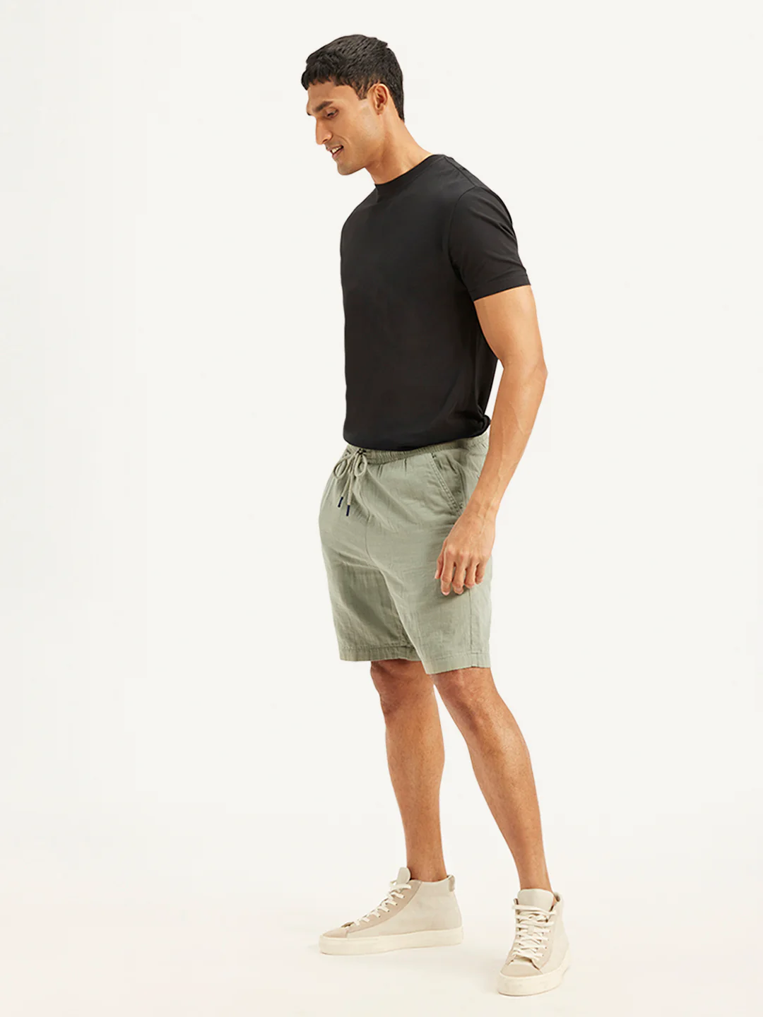 Men's Olive Relaxed Fit Shorts - Image 4
