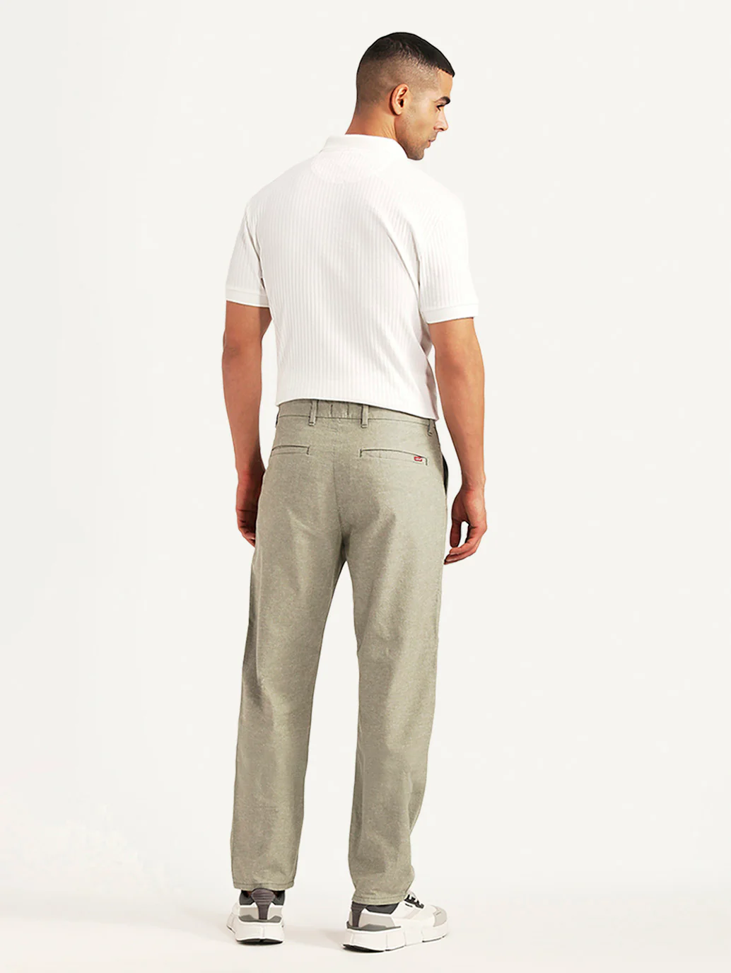 Men's Olive Relaxed Fit Linen Chinos - Image 4