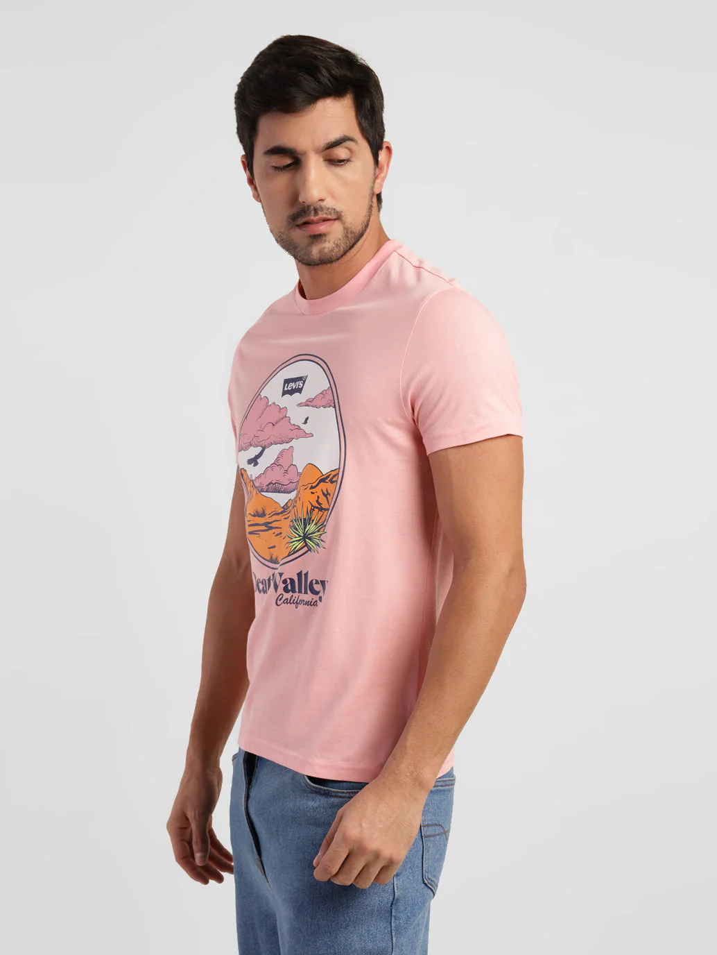 Men's Graphic Print Slim Fit T-shirt - Image 4
