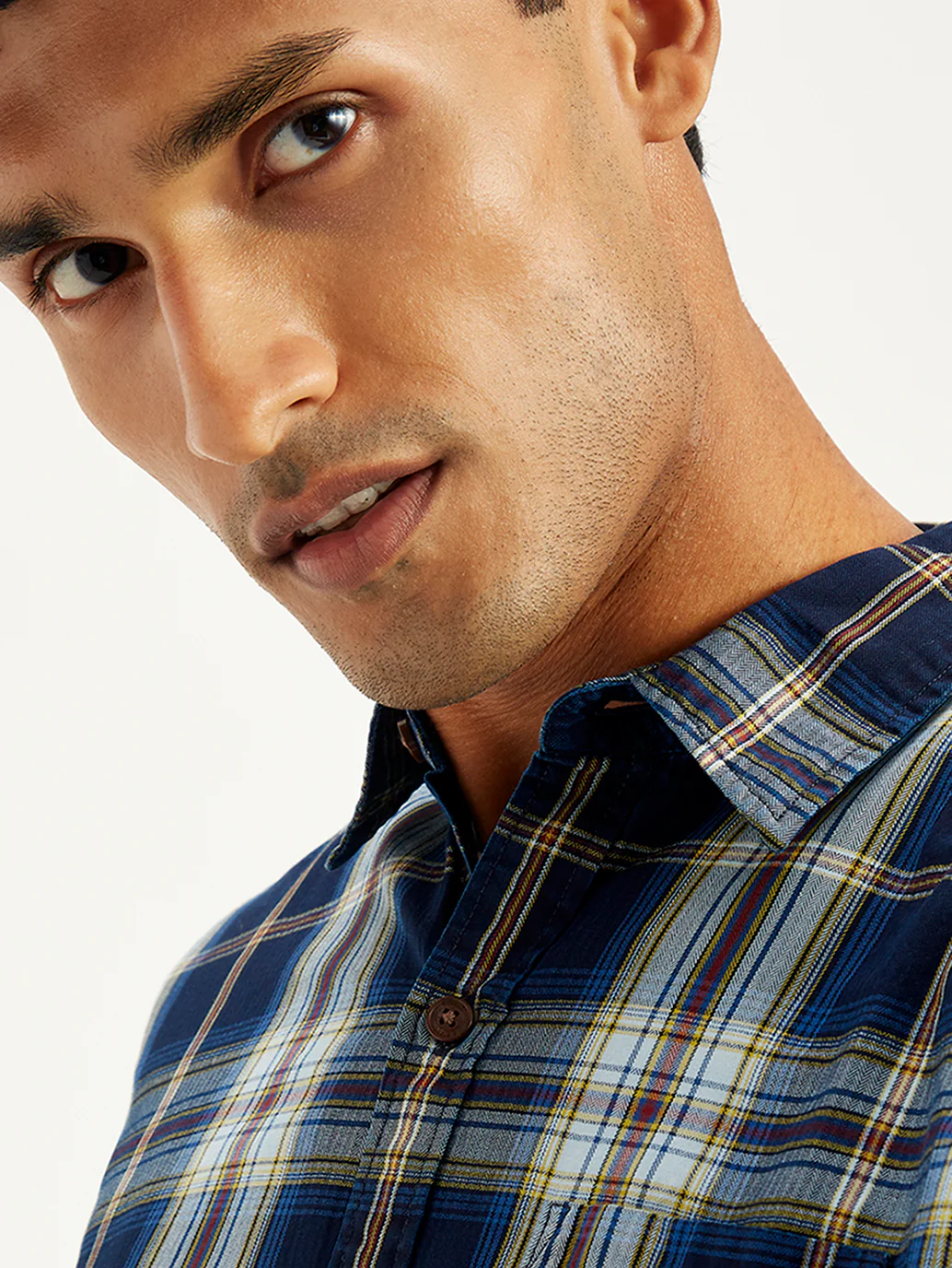 Men's Plaid Slim Fit Shirt - Image 4