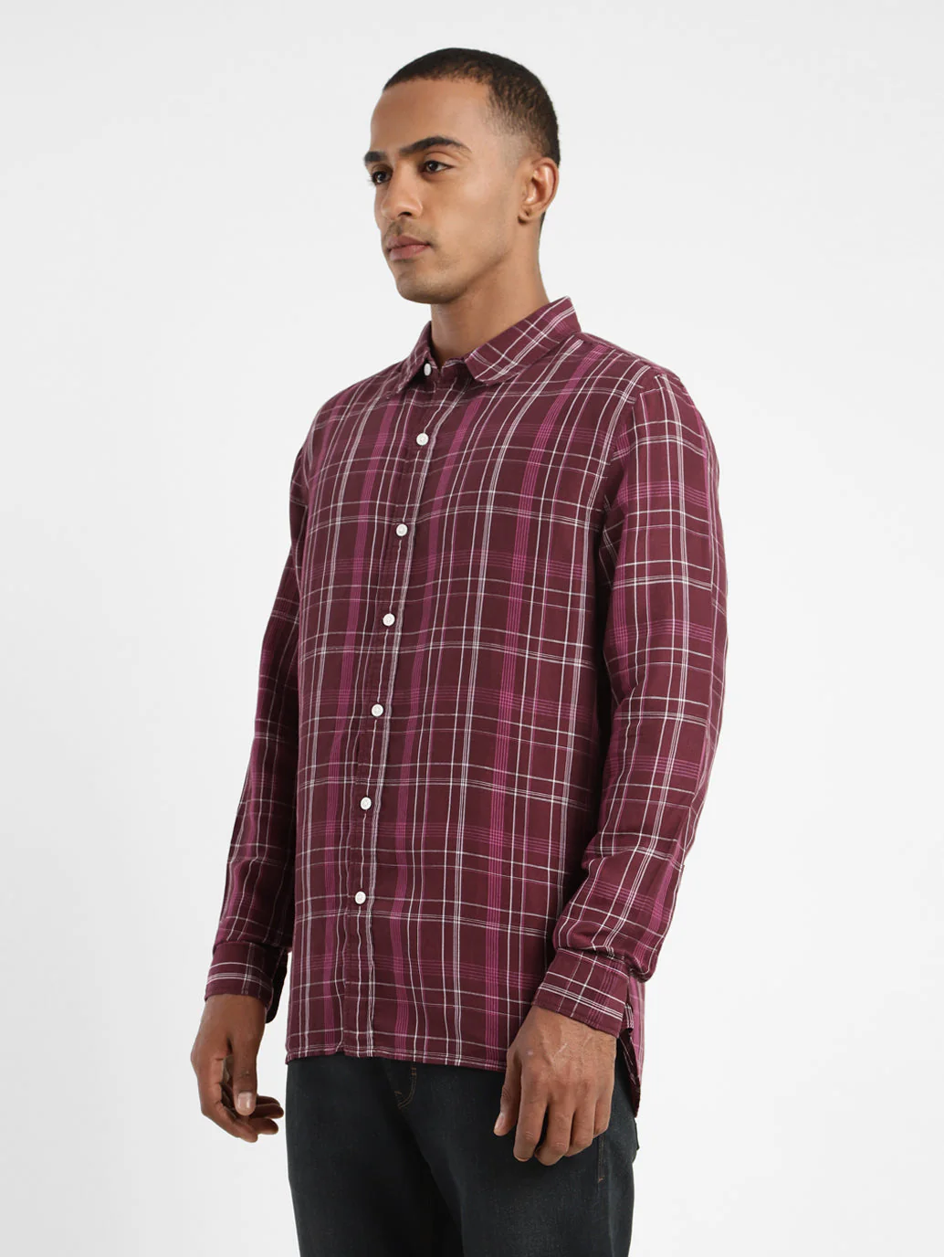 Men's Checkered Spread Collar Linen Shirt - Image 4