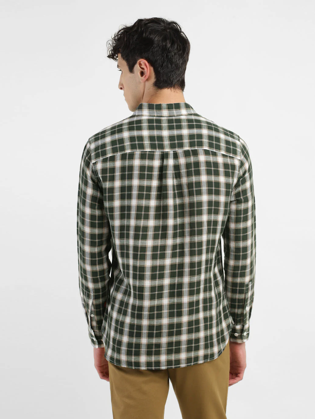 Men's Checkered Spread Collar Linen Shirt - Image 3