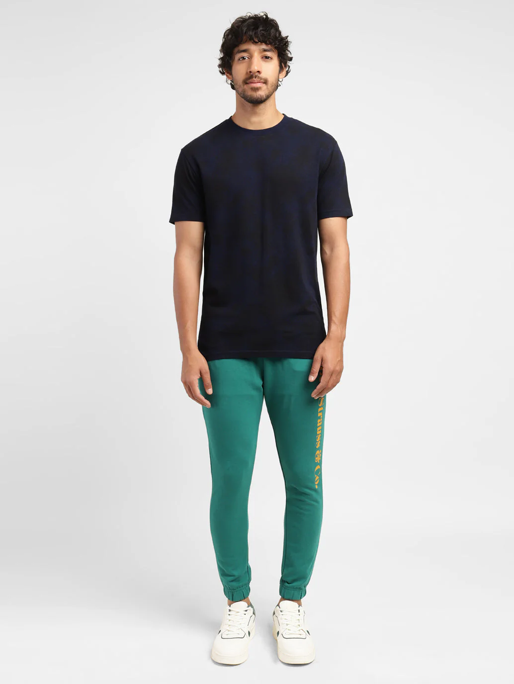Men's Abstract Print Crew Neck T-shirt - Image 5
